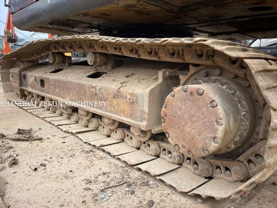 Koparka Hitachi ZX200-3G 10658h Długość ramienia 2,94 m Maksymalna wysokość kopania 620 mm