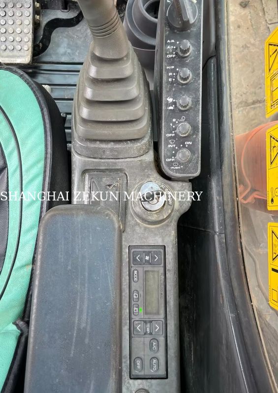 11051hrs Hitachi ZX200-3G Ekskawator z pojemnością wiadra 0,8 ∼ 1,0 M3